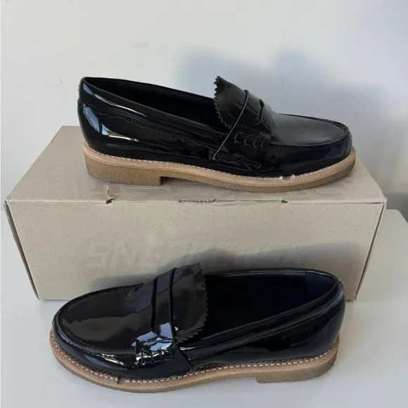 Golden Goose Black Patent Leather Penny Loafer -38 - Picture 5 of 6